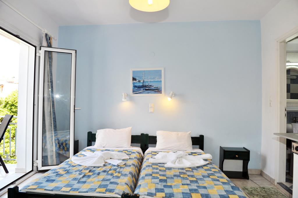 Ferienwohnung Studio Ifigenia Pythagóreion Zimmer foto