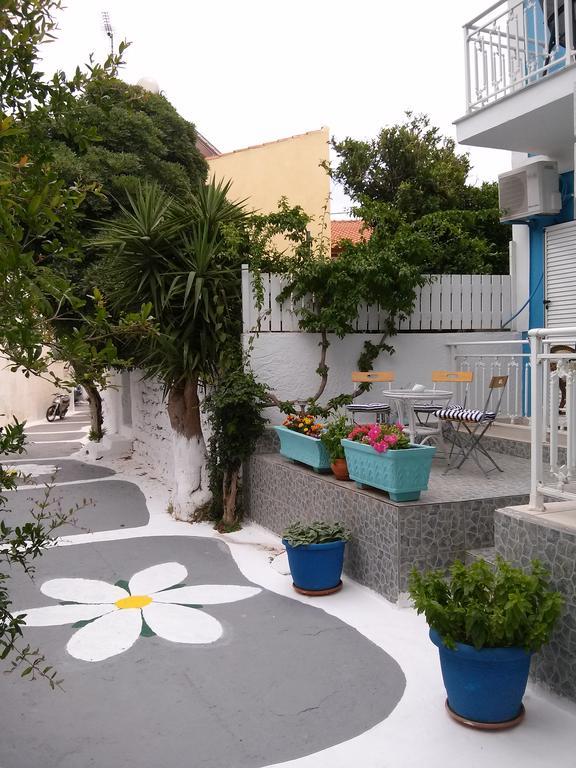 Ferienwohnung Studio Ifigenia Pythagóreion Exterior foto
